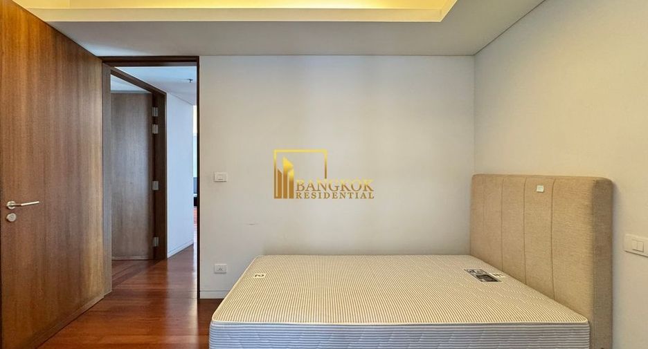 À louer 2 chambres condo à Pathum Wan, Bangkok