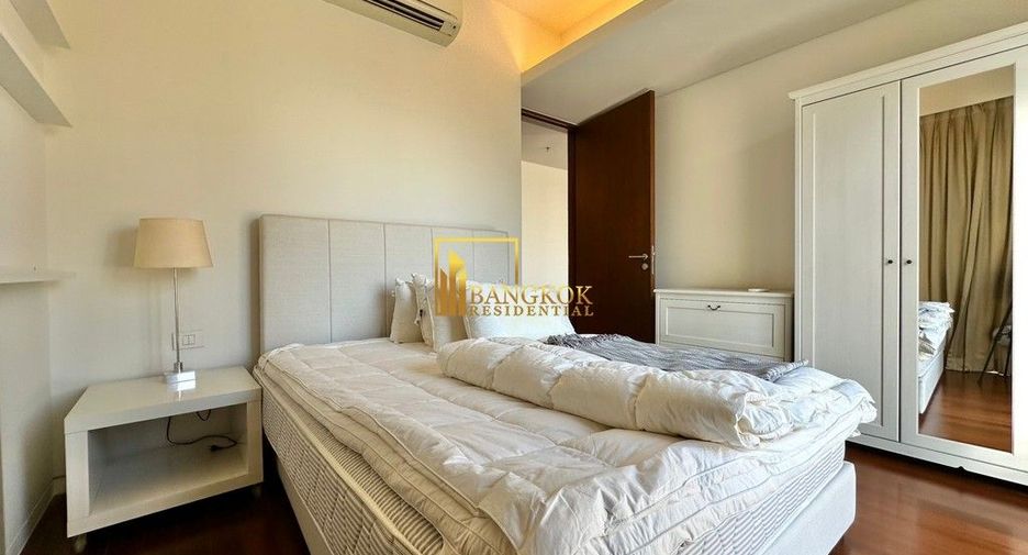 À louer 2 chambres condo à Pathum Wan, Bangkok