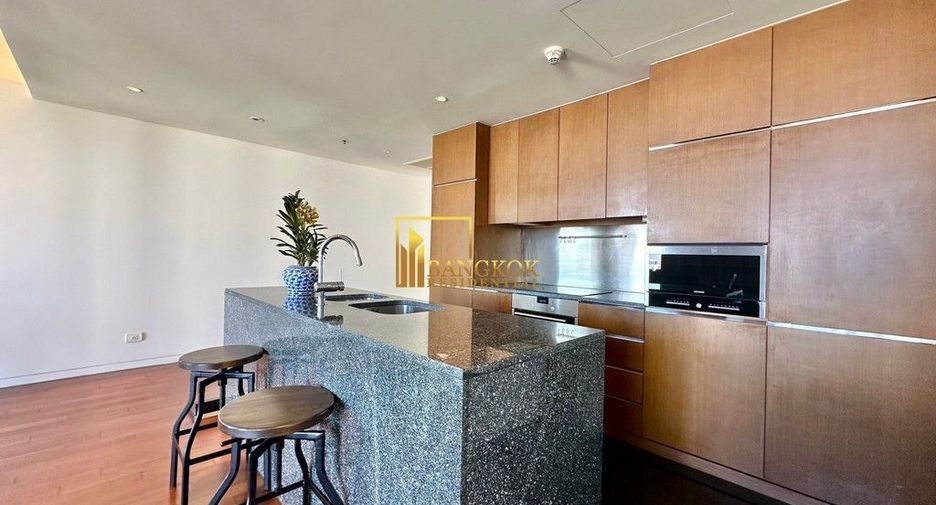 Condo en alquiler de 2 habitaciones en Pathum Wan, Bangkok
