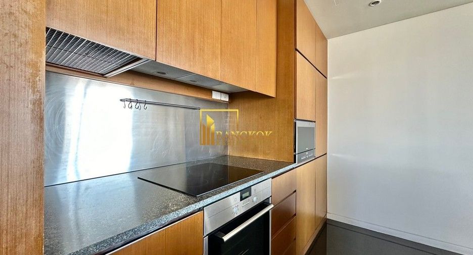 Condo en alquiler de 2 habitaciones en Pathum Wan, Bangkok