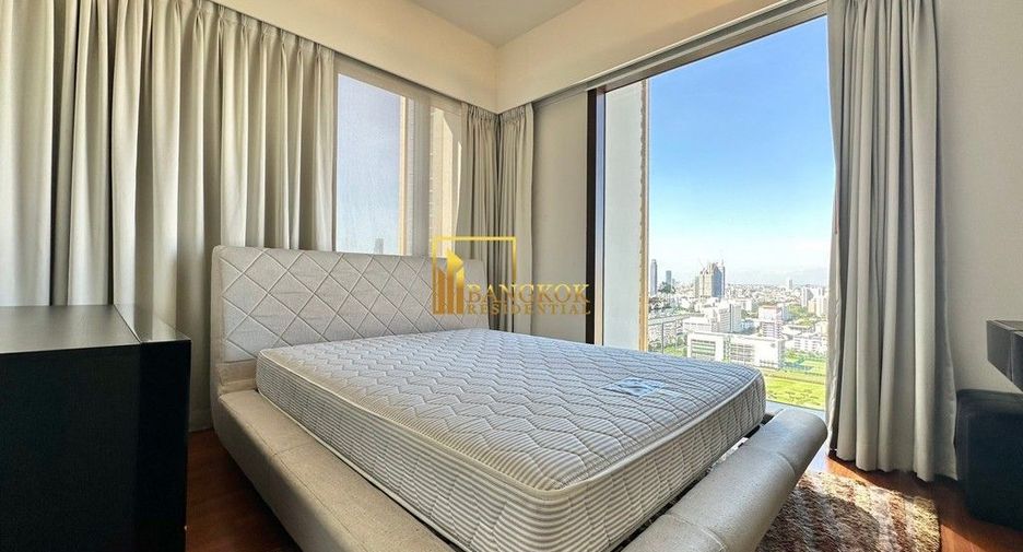 Condo en alquiler de 2 habitaciones en Pathum Wan, Bangkok