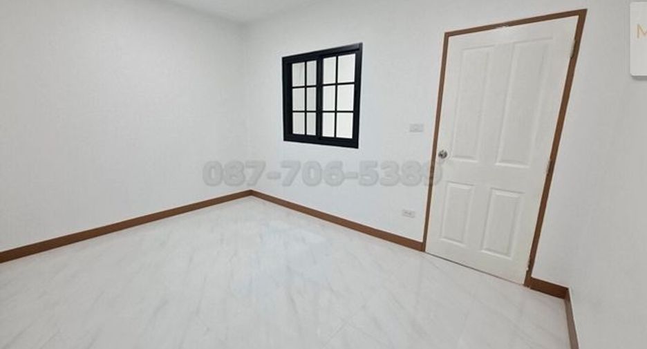 For sale 3 bedrooms townhouse in Sai Mai, Bangkok