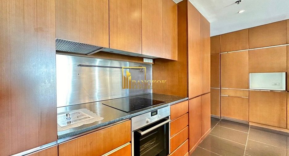 Condo en alquiler de 2 habitaciones en Pathum Wan, Bangkok