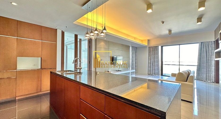 Condo en alquiler de 2 habitaciones en Pathum Wan, Bangkok