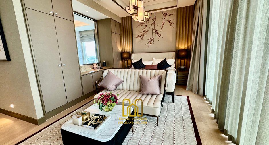 For sale 3 bed condo in Khlong San, Bangkok