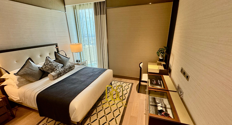 For sale 3 bed condo in Khlong San, Bangkok