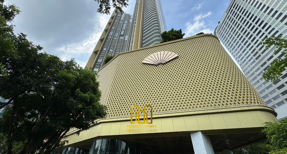 For sale 3 bed condo in Khlong San, Bangkok