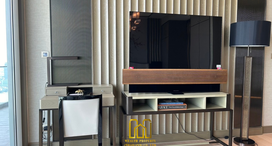 For sale 3 bed condo in Khlong San, Bangkok