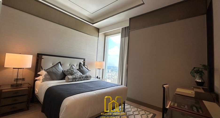 For sale 3 bed condo in Khlong San, Bangkok