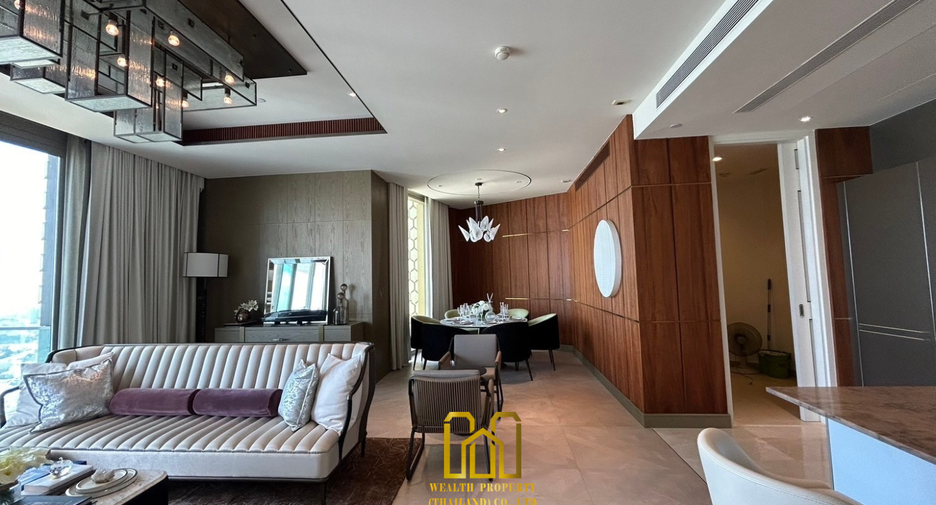 For sale 3 bed condo in Khlong San, Bangkok