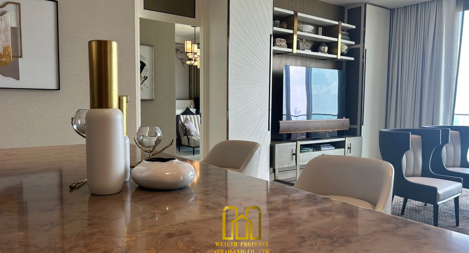 For sale 3 bed condo in Khlong San, Bangkok