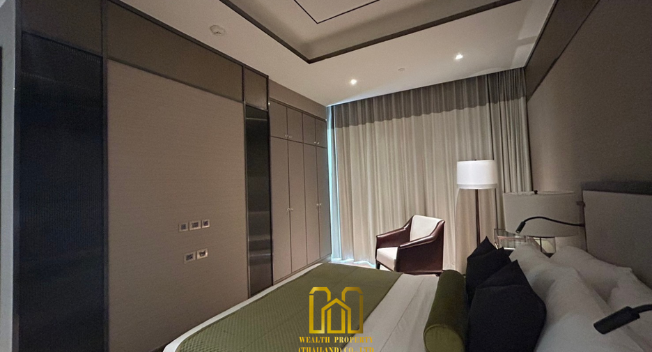 For sale 3 bed condo in Khlong San, Bangkok