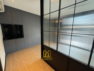 For sale 3 Beds house in Huai Khwang, Bangkok