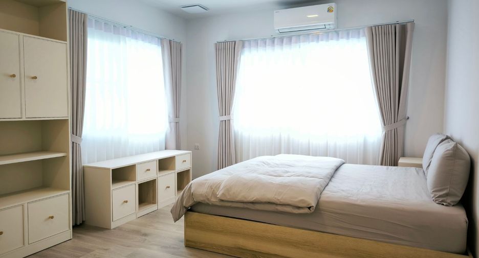 Haus zur Miete mit 3 Zimmer in Bang Phli, Samut Prakan