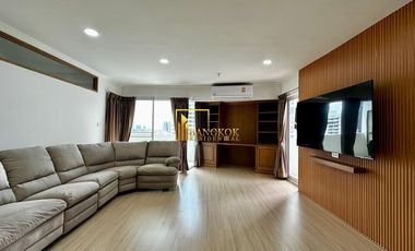 For rent 3 bed condo in Khlong Toei, Bangkok
