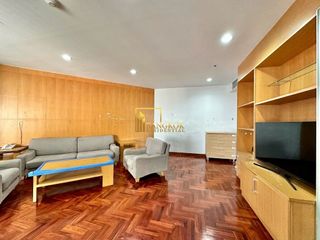 For rent 2 bedrooms apartment in Khlong Toei, Bangkok