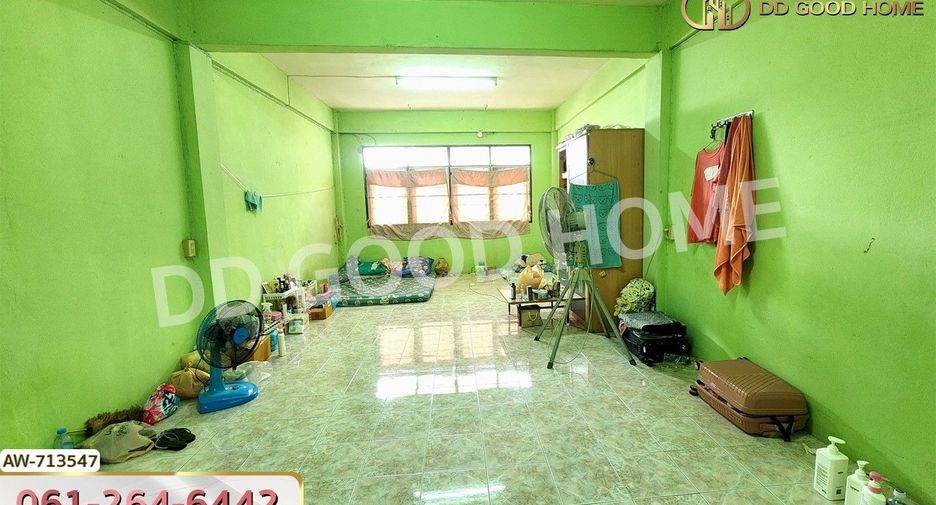For sale 2 bedrooms retail Space in Bangkok Yai, Bangkok