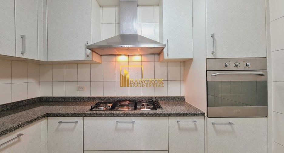 Apartment zur Miete mit 3 Zimmer in Khlong Toei, Bangkok