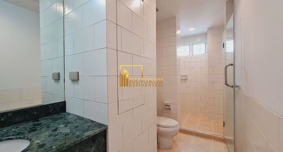 Apartment zur Miete mit 3 Zimmer in Khlong Toei, Bangkok