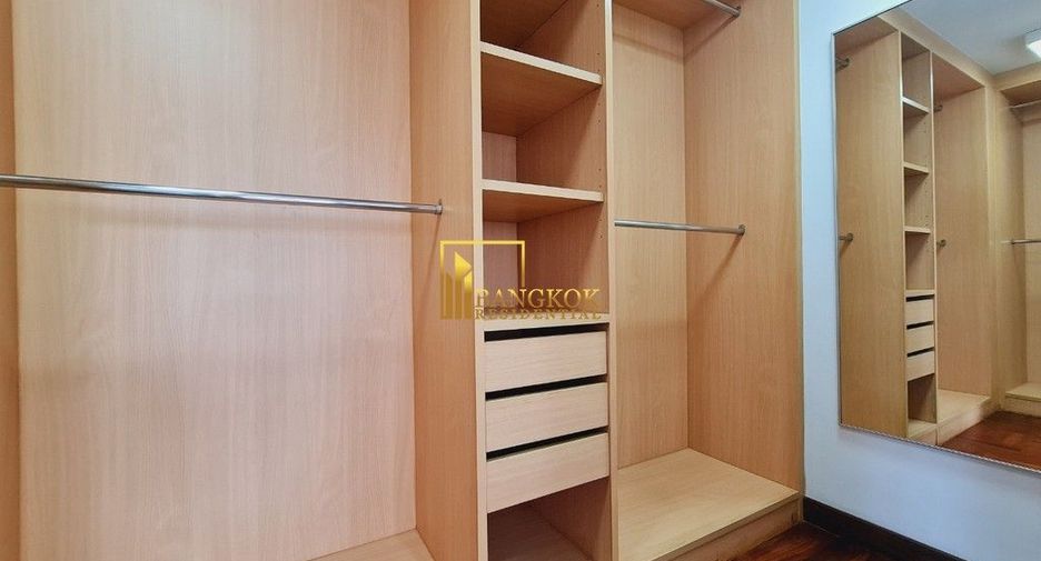 Apartment zur Miete mit 3 Zimmer in Khlong Toei, Bangkok