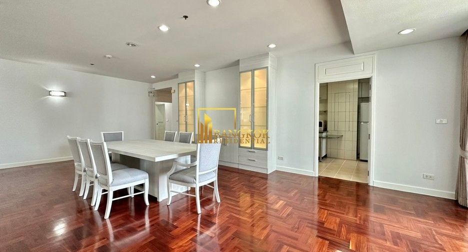 Apartment zur Miete mit 3 Zimmer in Khlong Toei, Bangkok