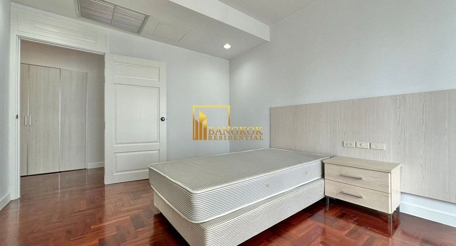 Apartment zur Miete mit 3 Zimmer in Khlong Toei, Bangkok