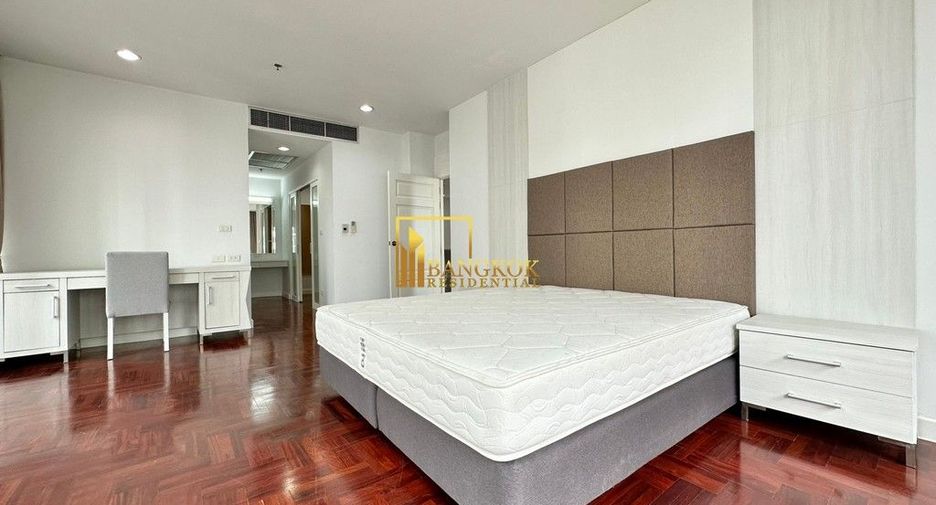 Apartment zur Miete mit 3 Zimmer in Khlong Toei, Bangkok