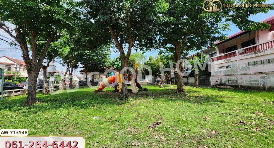 Reihenhaus zum Kauf mit 2 Zimmer in Bang Bua Thong, Nonthaburi