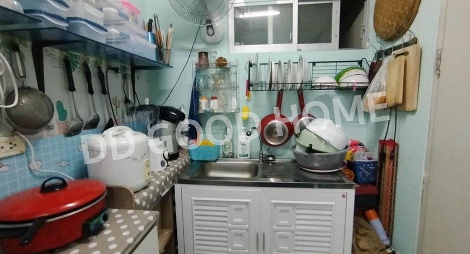 For sale 1 bed condo in Bang Kapi, Bangkok