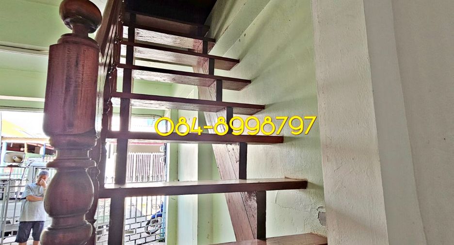 For sale 3 bedrooms townhouse in Mueang Sakon Nakhon, Sakon Nakhon