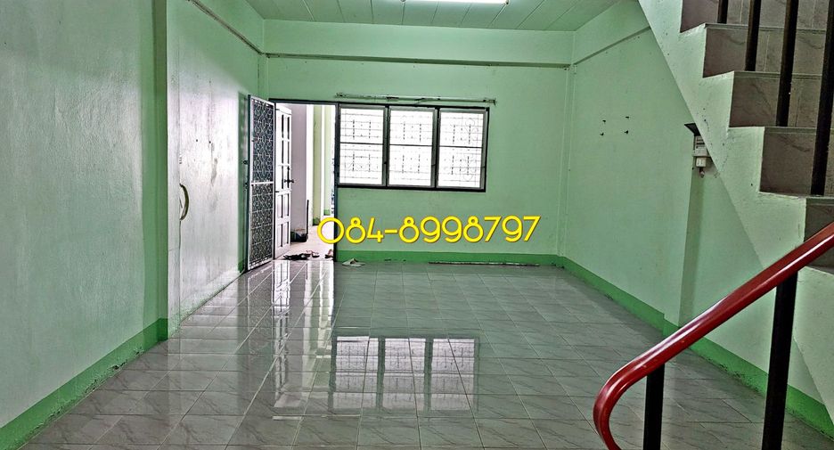 For sale 3 bedrooms townhouse in Mueang Sakon Nakhon, Sakon Nakhon