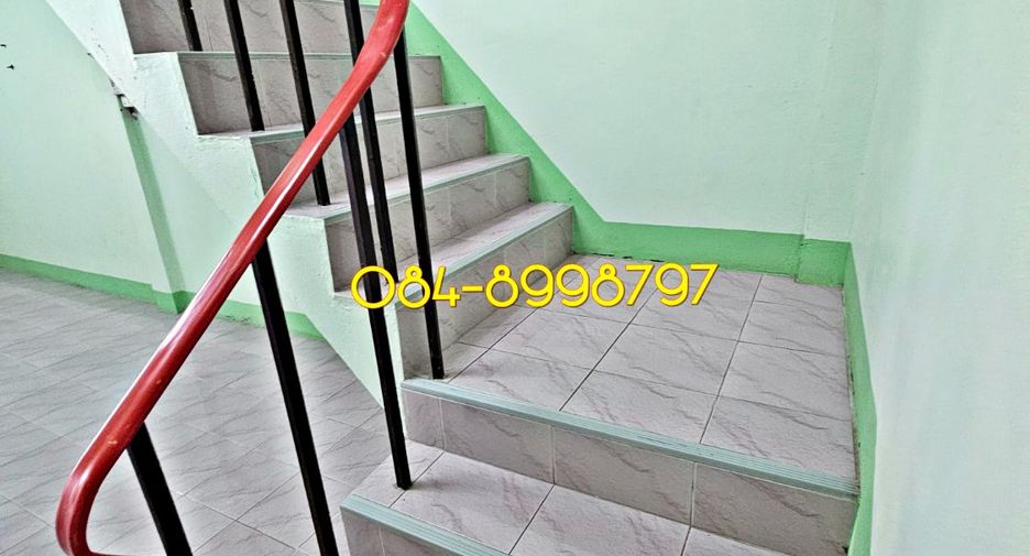 For sale 3 bedrooms townhouse in Mueang Sakon Nakhon, Sakon Nakhon