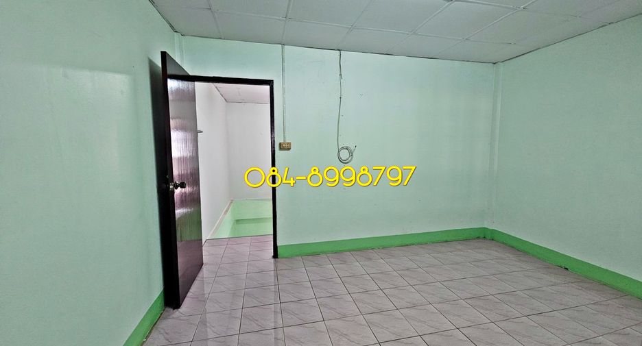 For sale 3 bedrooms townhouse in Mueang Sakon Nakhon, Sakon Nakhon