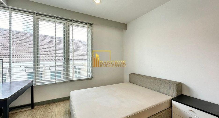 For rent 4 bedrooms condo in Watthana, Bangkok