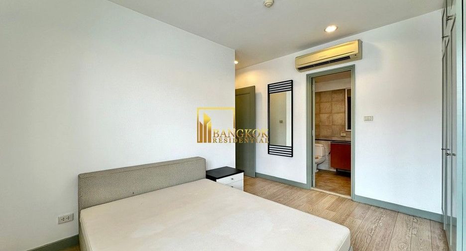 For rent 4 bedrooms condo in Watthana, Bangkok