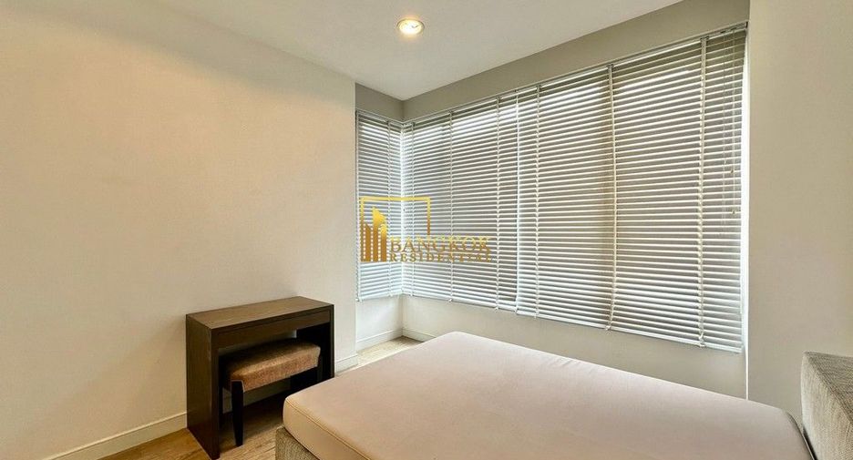 For rent 4 bedrooms condo in Watthana, Bangkok