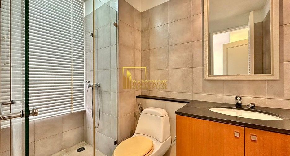 For rent 4 bedrooms condo in Watthana, Bangkok
