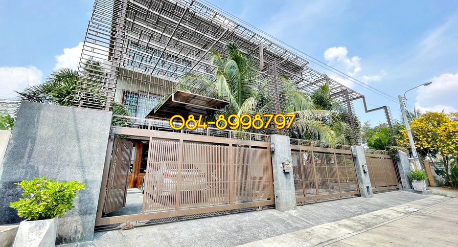 For sale 9 bed house in Pak Kret, Nonthaburi