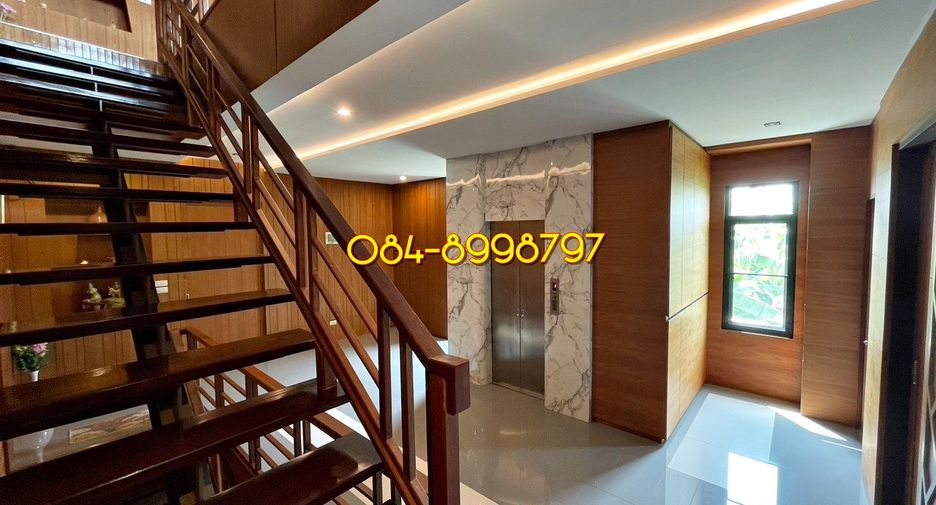 For sale 9 bed house in Pak Kret, Nonthaburi