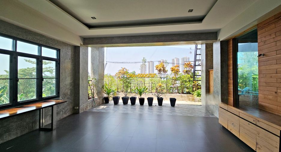 For sale 9 bed house in Pak Kret, Nonthaburi