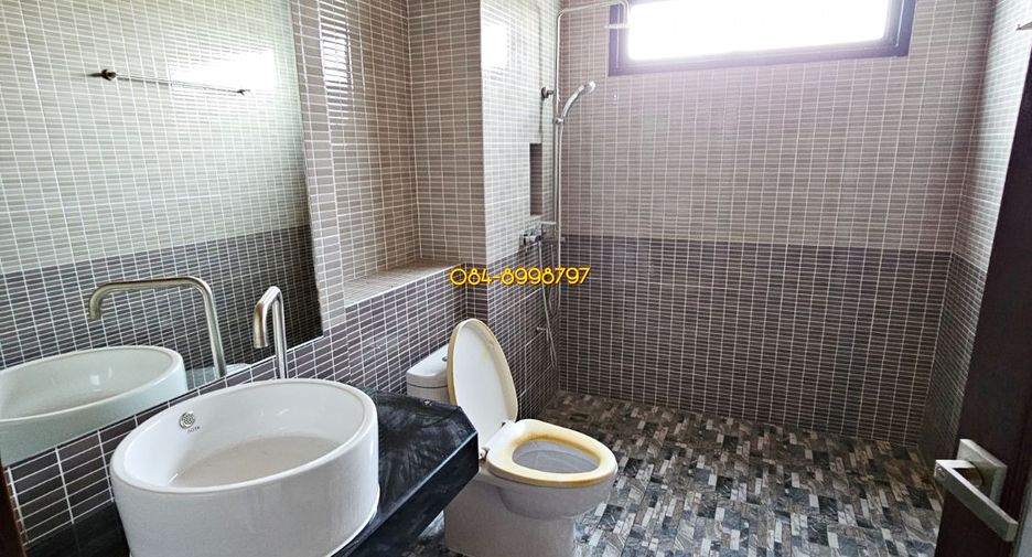 For sale 9 bed house in Pak Kret, Nonthaburi