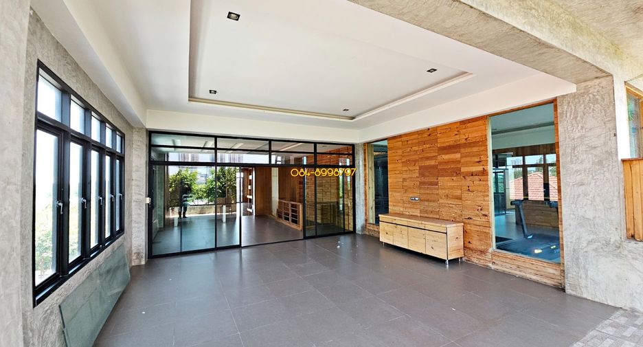 For sale 9 bed house in Pak Kret, Nonthaburi