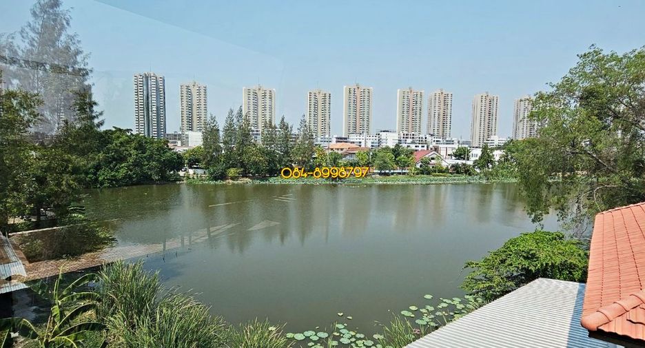 For sale 9 bed house in Pak Kret, Nonthaburi