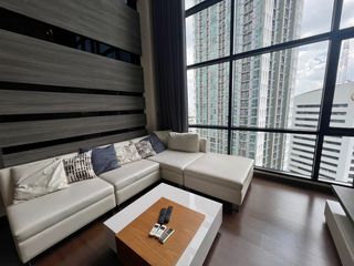 For rent and for sale 3 bed condo in Huai Khwang, Bangkok