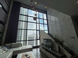 For rent and for sale 3 bed condo in Huai Khwang, Bangkok