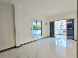 For sale 4 Beds condo in Mueang Phuket, Phuket
