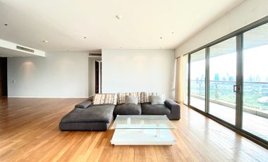 For rent 3 Beds condo in Khlong Toei, Bangkok