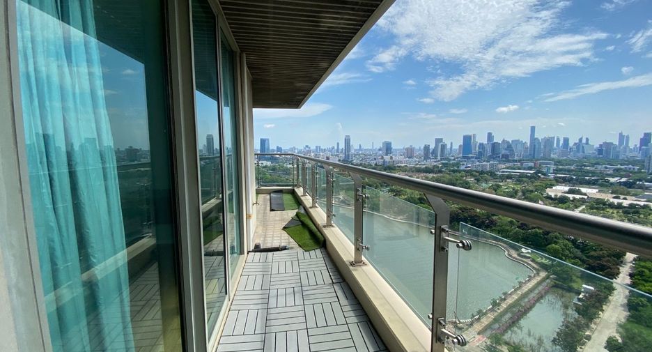 Wohnung zur Miete mit 3 Zimmer in Khlong Toei, Bangkok