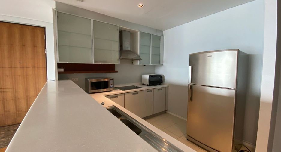 Wohnung zur Miete mit 3 Zimmer in Khlong Toei, Bangkok
