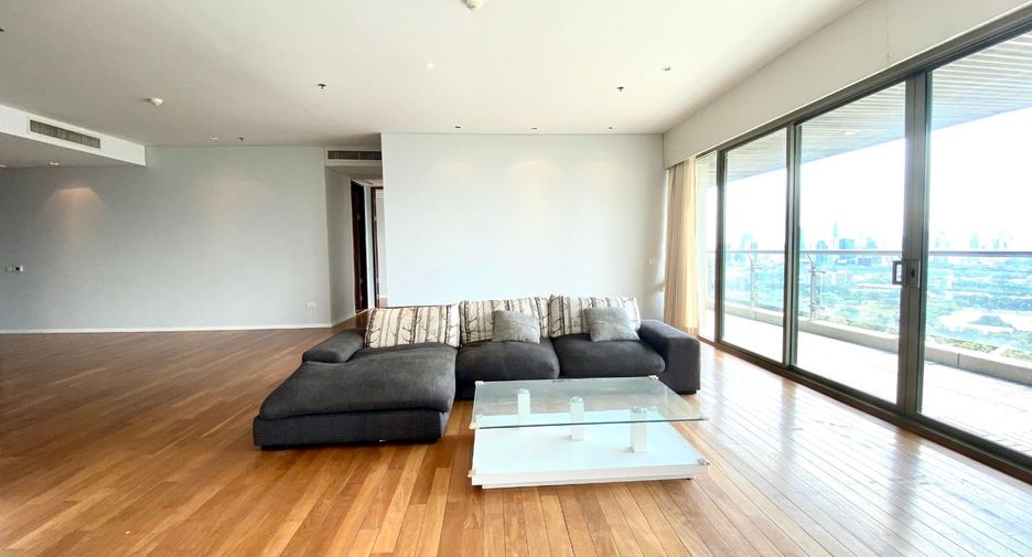 Wohnung zur Miete mit 3 Zimmer in Khlong Toei, Bangkok